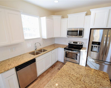 154 Heatherwood Drive - Photo Thumbnail 7