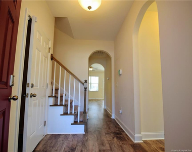 154 Heatherwood Drive - Photo Thumbnail 3