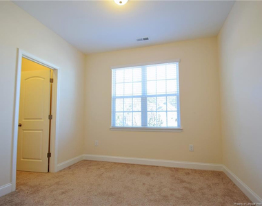 154 Heatherwood Drive - Photo Thumbnail 11