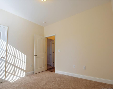 154 Heatherwood Drive - Photo Thumbnail 15
