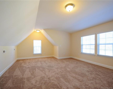 154 Heatherwood Drive - Photo Thumbnail 20