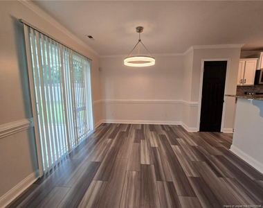 102 Whistling Pines Drive - Photo Thumbnail 13