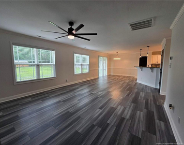 102 Whistling Pines Drive - Photo Thumbnail 12