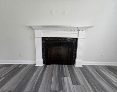 102 Whistling Pines Drive - Photo Thumbnail 11