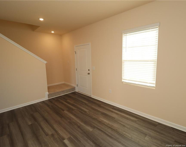 1524 Justice Union Court - Photo Thumbnail 2