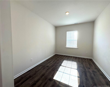 937 Ocean Court - Photo Thumbnail 8