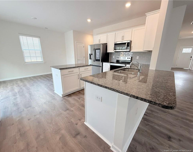 937 Ocean Court - Photo Thumbnail 6
