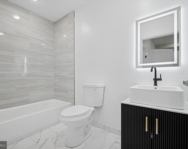 103 103 N 63rd - Photo Thumbnail 6