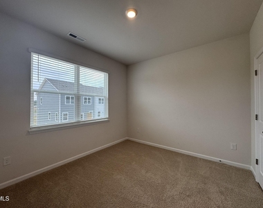 724 Dorset Stream Drive - Photo Thumbnail 20