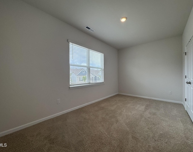 724 Dorset Stream Drive - Photo Thumbnail 4