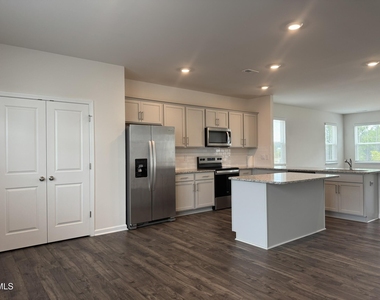 724 Dorset Stream Drive - Photo Thumbnail 14