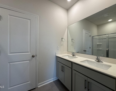 724 Dorset Stream Drive - Photo Thumbnail 26