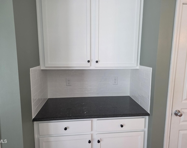 124 Braeside Court - Photo Thumbnail 14