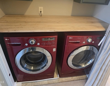 124 Braeside Court - Photo Thumbnail 16