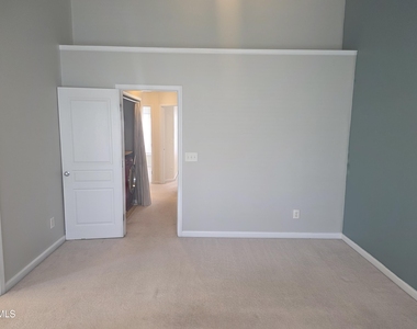 124 Braeside Court - Photo Thumbnail 21