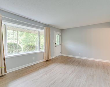 2026 Jefferson Drive - Photo Thumbnail 9