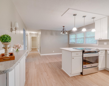 2026 Jefferson Drive - Photo Thumbnail 16