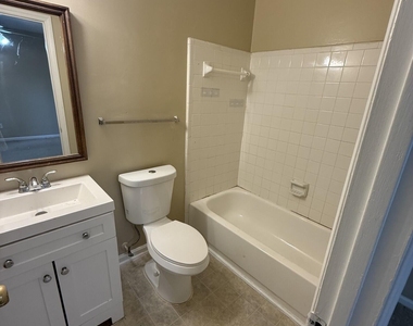 925 Hearthridge Court - Photo Thumbnail 4