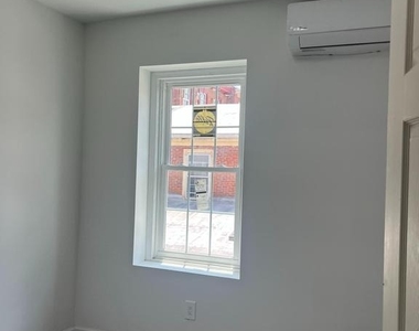 625 Dekalb Street - Photo Thumbnail 4