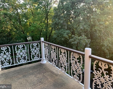 414 Old Lancaster Road - Photo Thumbnail 25