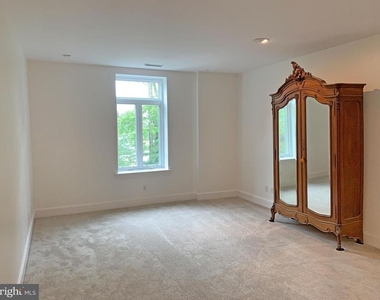 414 Old Lancaster Road - Photo Thumbnail 36