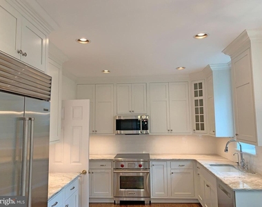 414 Old Lancaster Road - Photo Thumbnail 9