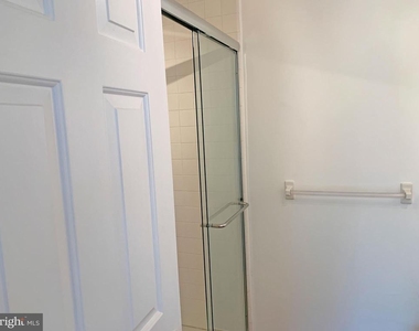 414 Old Lancaster Road - Photo Thumbnail 53