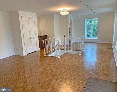 414 Old Lancaster Road - Photo Thumbnail 47