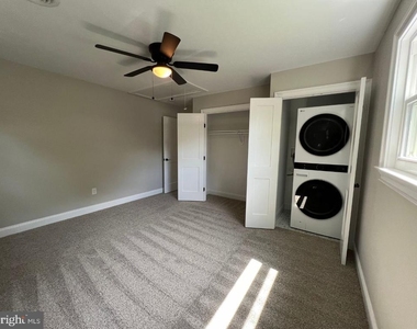 327 Garden Avenue - Photo Thumbnail 11