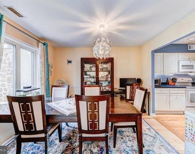 114 Pinecrest Lane - Photo Thumbnail 10