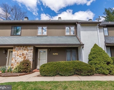 114 Pinecrest Lane - Photo Thumbnail 1