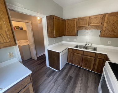 6140 Loch Laural Lane - Photo Thumbnail 18