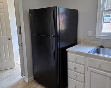 4425 Roller Court - Photo Thumbnail 7