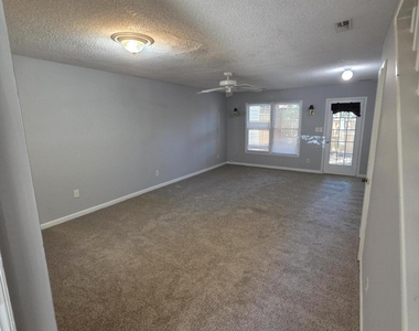 4425 Roller Court - Photo Thumbnail 8
