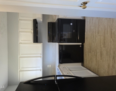 4425 Roller Court - Photo Thumbnail 11
