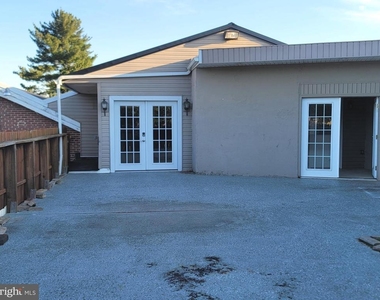 7888 Anthony Highway - Photo Thumbnail 50