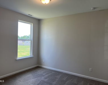 262 Streamliner Boulevard - Photo Thumbnail 14