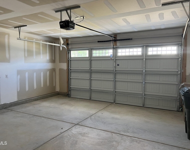 262 Streamliner Boulevard - Photo Thumbnail 19