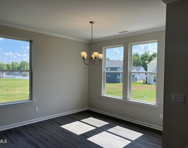 262 Streamliner Boulevard - Photo Thumbnail 3