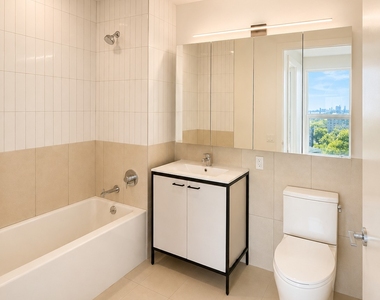 636 West 158th Street - Photo Thumbnail 4