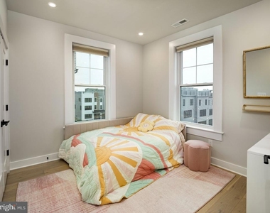 304 Squire Drive - Photo Thumbnail 25