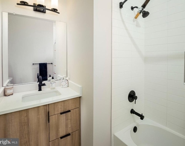304 Squire Drive - Photo Thumbnail 24