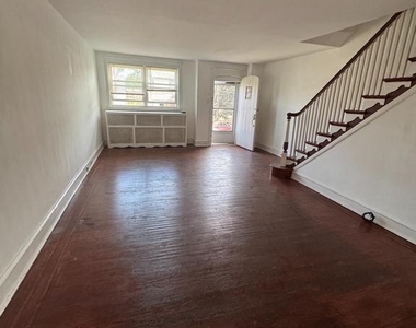 249 N Linden Avenue - Photo Thumbnail 2