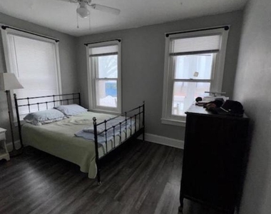 129 W Miner Street - Photo Thumbnail 15