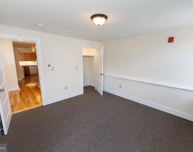 119 E Market Street - Photo Thumbnail 18