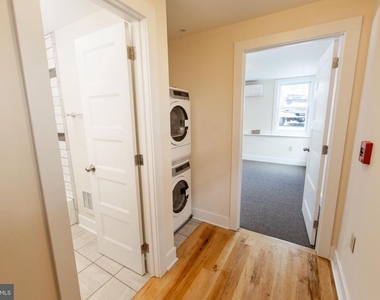 119 E Market Street - Photo Thumbnail 5