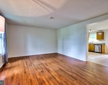 342 Sherry Lane - Photo Thumbnail 10