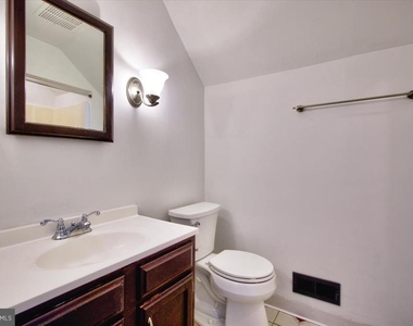 342 Sherry Lane - Photo Thumbnail 27
