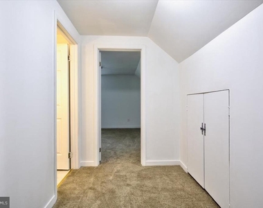 342 Sherry Lane - Photo Thumbnail 24