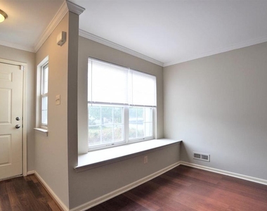 2607 Virginia Lane - Photo Thumbnail 2